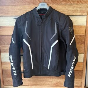 REV’IT! men motorcycle jacket size XL